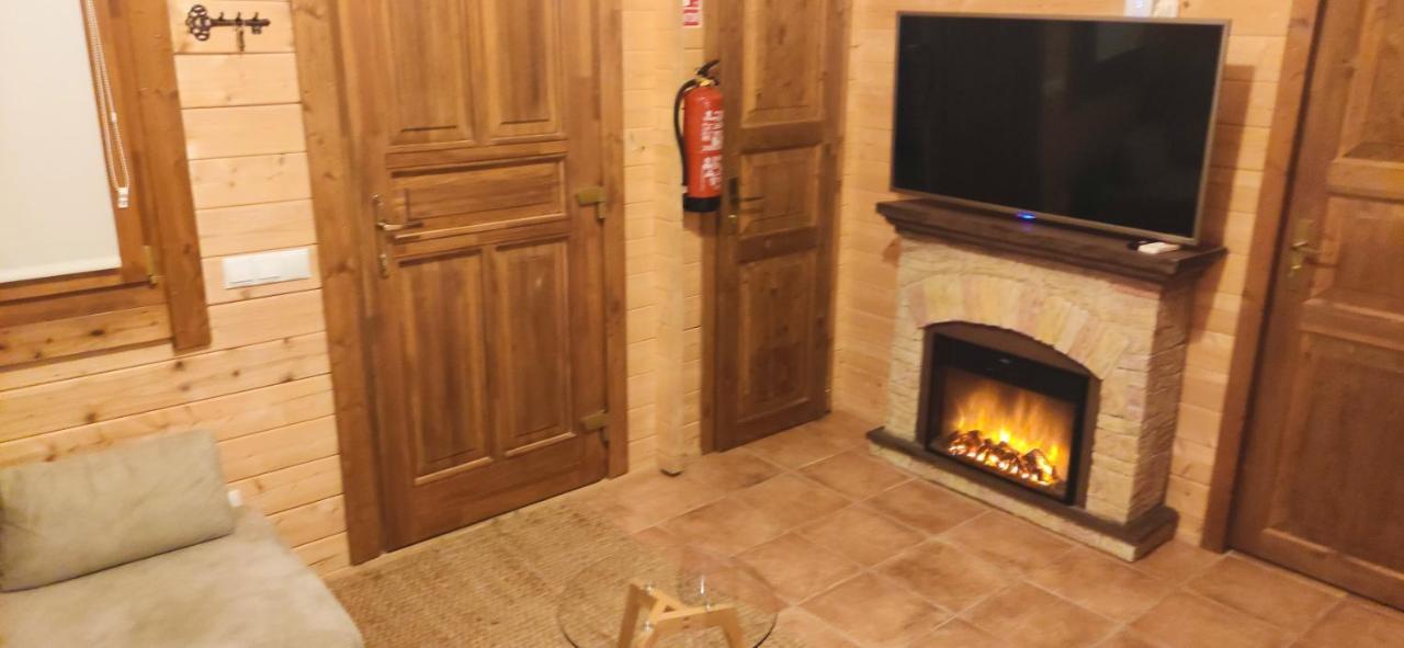 La Dehesilla De Toledo Escapada Romantica Jacuzzi Sillon Tantrico Cobisa Kültér fotó