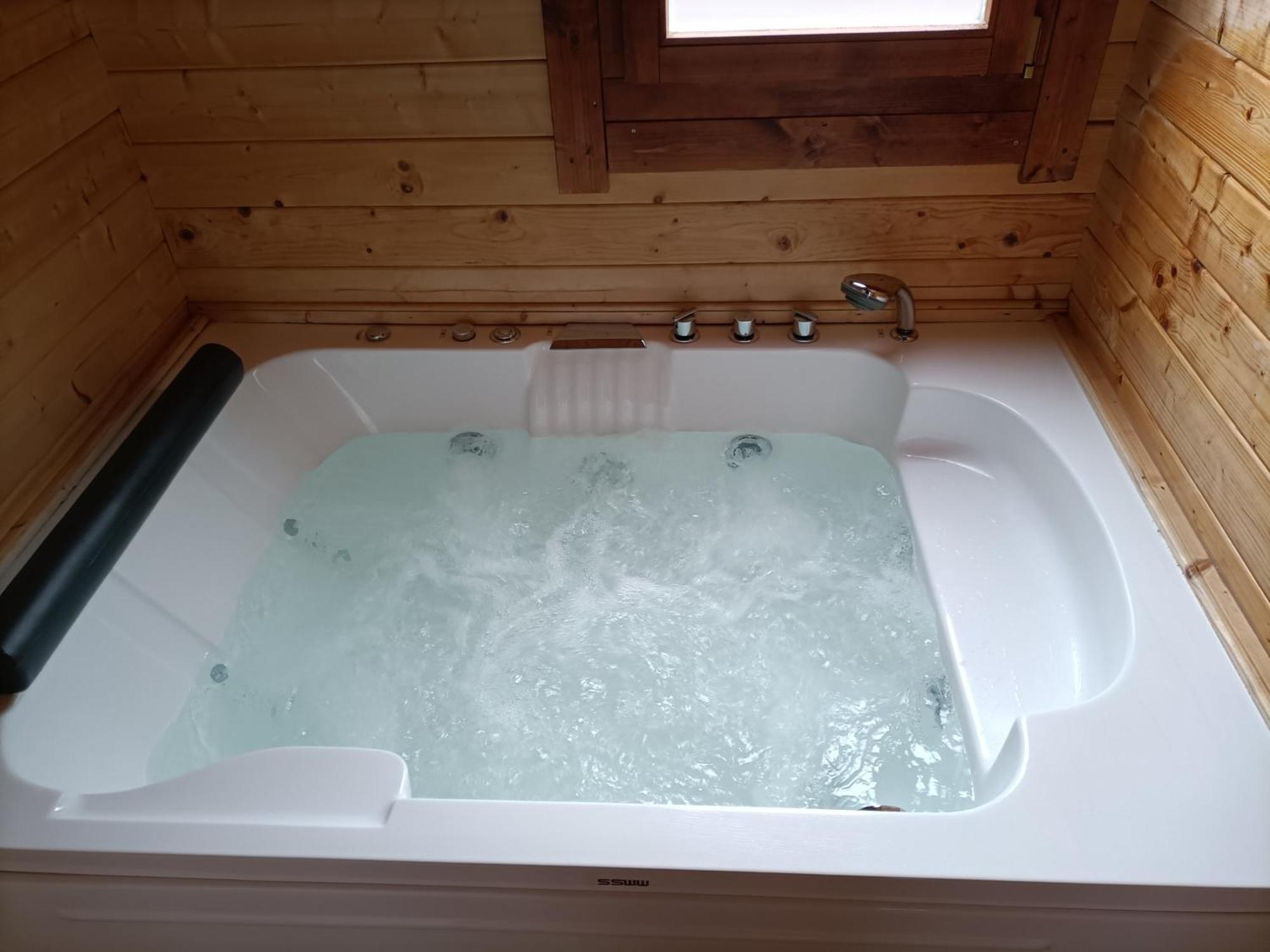 La Dehesilla De Toledo Escapada Romantica Jacuzzi Sillon Tantrico Cobisa Kültér fotó